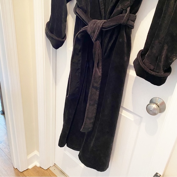 Victoria’s Secret Black Tie Up Robe Size M/L with defect - Picture 4 of 16